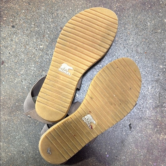 Sorel Gray and Metallic Silver Sandals with Ankle Wrap and Glittery Straps - Picture 3 of 3